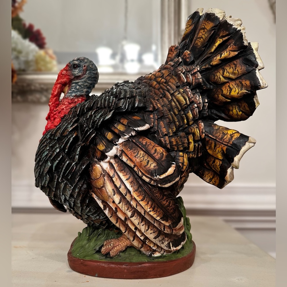 Beautiful Resin Turkey - Picture 6 of 9